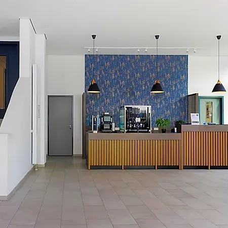 Smartments Frankfurt City-ost Hotel 4*